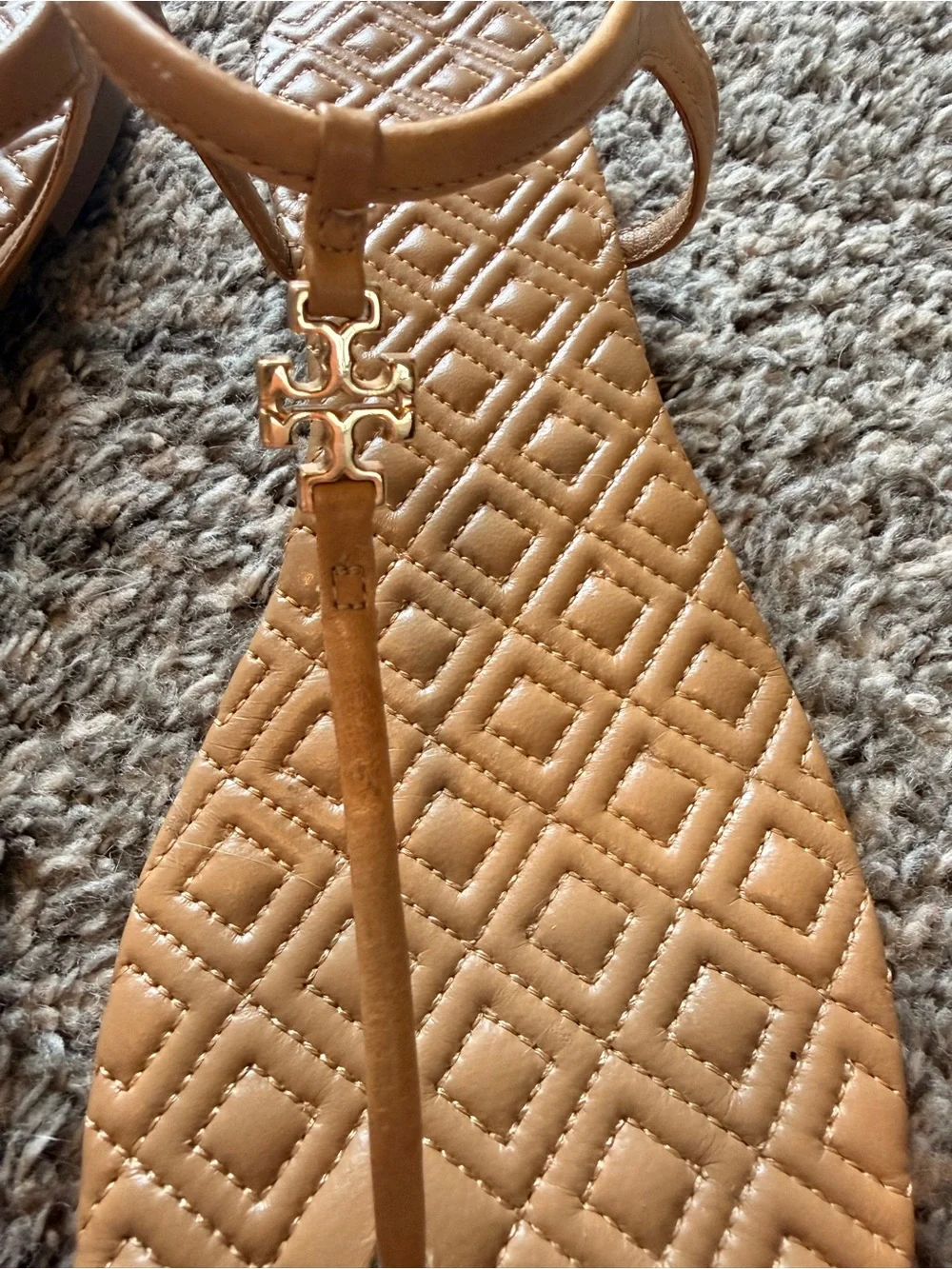 Tory Burch Quilted T-Strap Sandals in Tan with Gold Logo